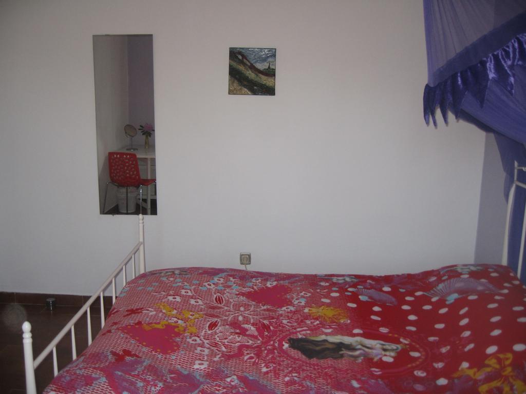 Casa Das Andorinhas Bed and Breakfast Palmela Habitación foto